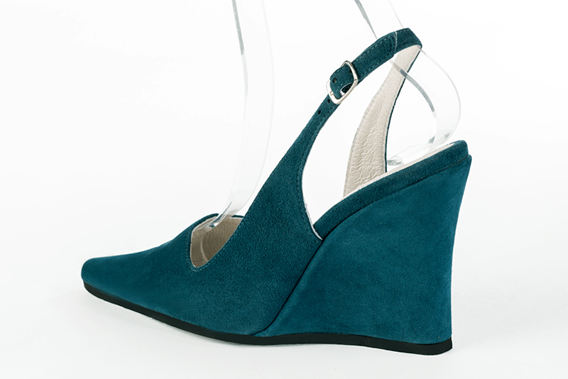 3 3&frasl;4 inch / 9.5 cm high wedge heels. Front view - Florence KOOIJMAN
